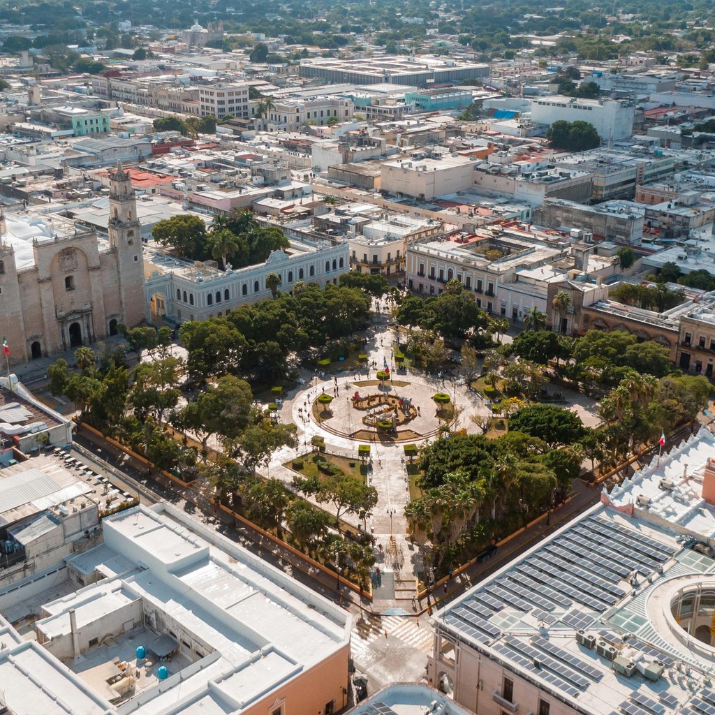 Stunning aerial view of Plaza Grande in Mérida, showcasing its beautiful architecture and vibrant urban landscape.