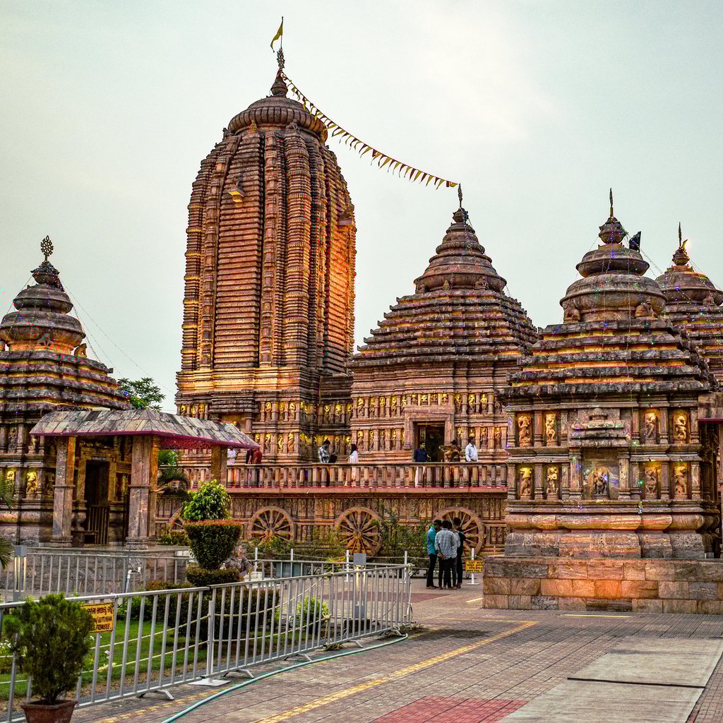 Explore the iconic architecture of a historic Hindu temple in Chandipur, India, captured in vibrant details.