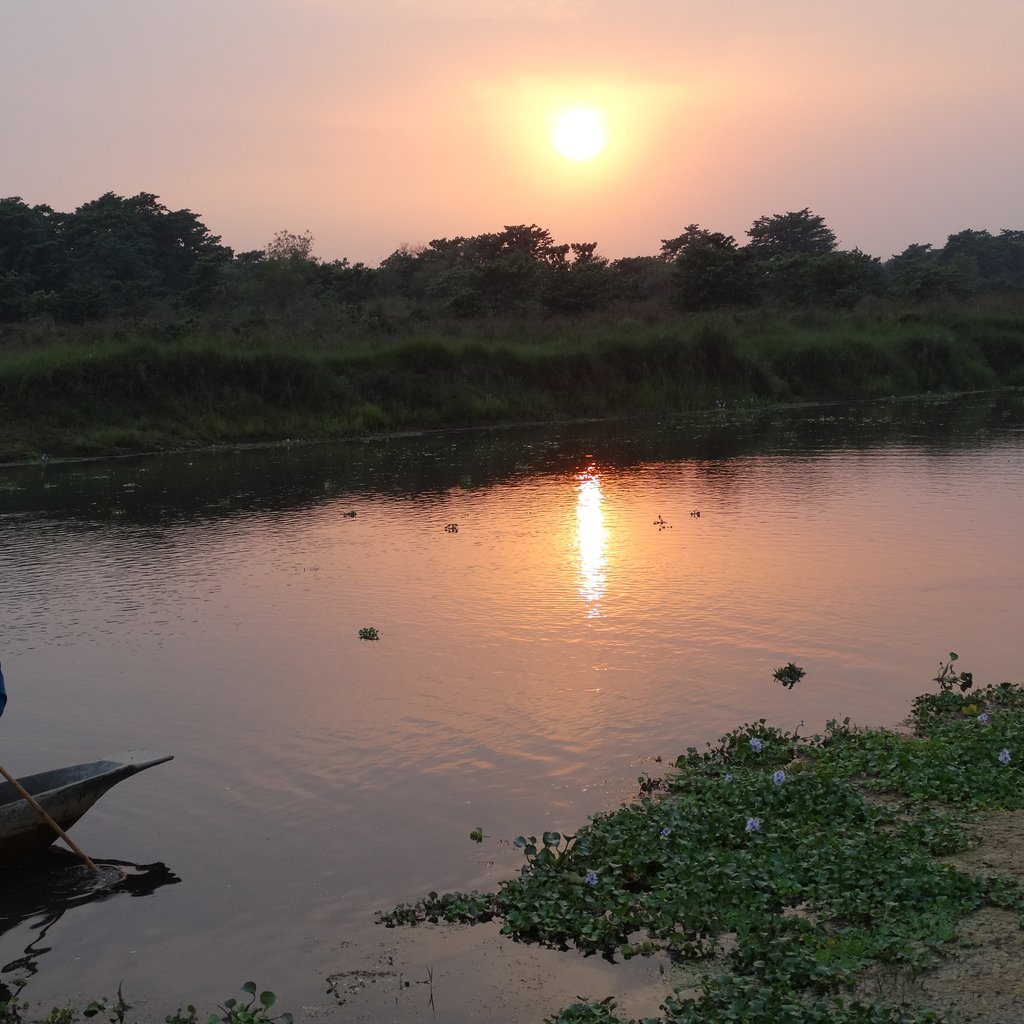 Sunset over the River - Sauraha (Chitwan National Park) - Nepal - 02