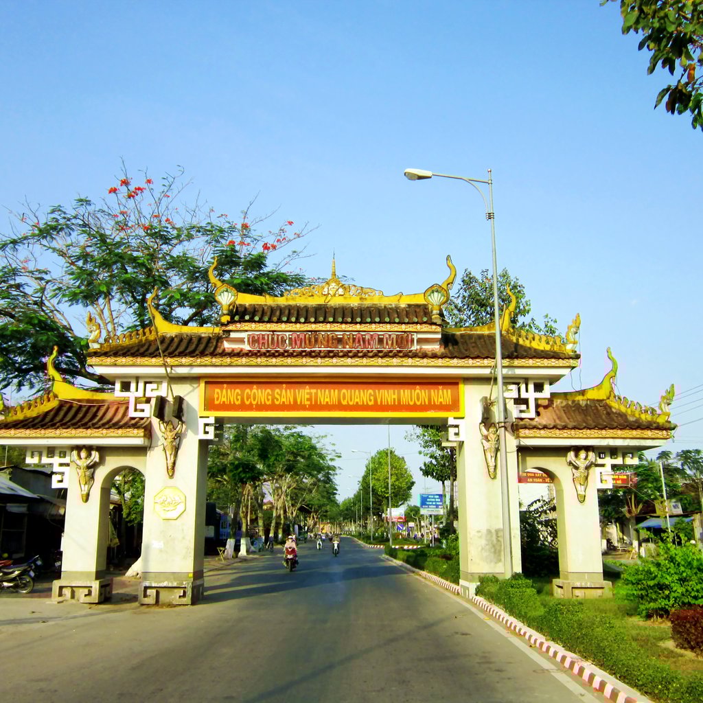 Cổng chào thành phố Trà Vinh, tỉnh Trà Vinh, Việt Nam.